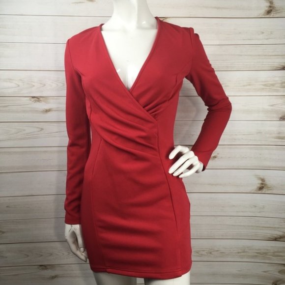 Akira Chicago Red Long Sleeve Dress - Picture 4 of 8